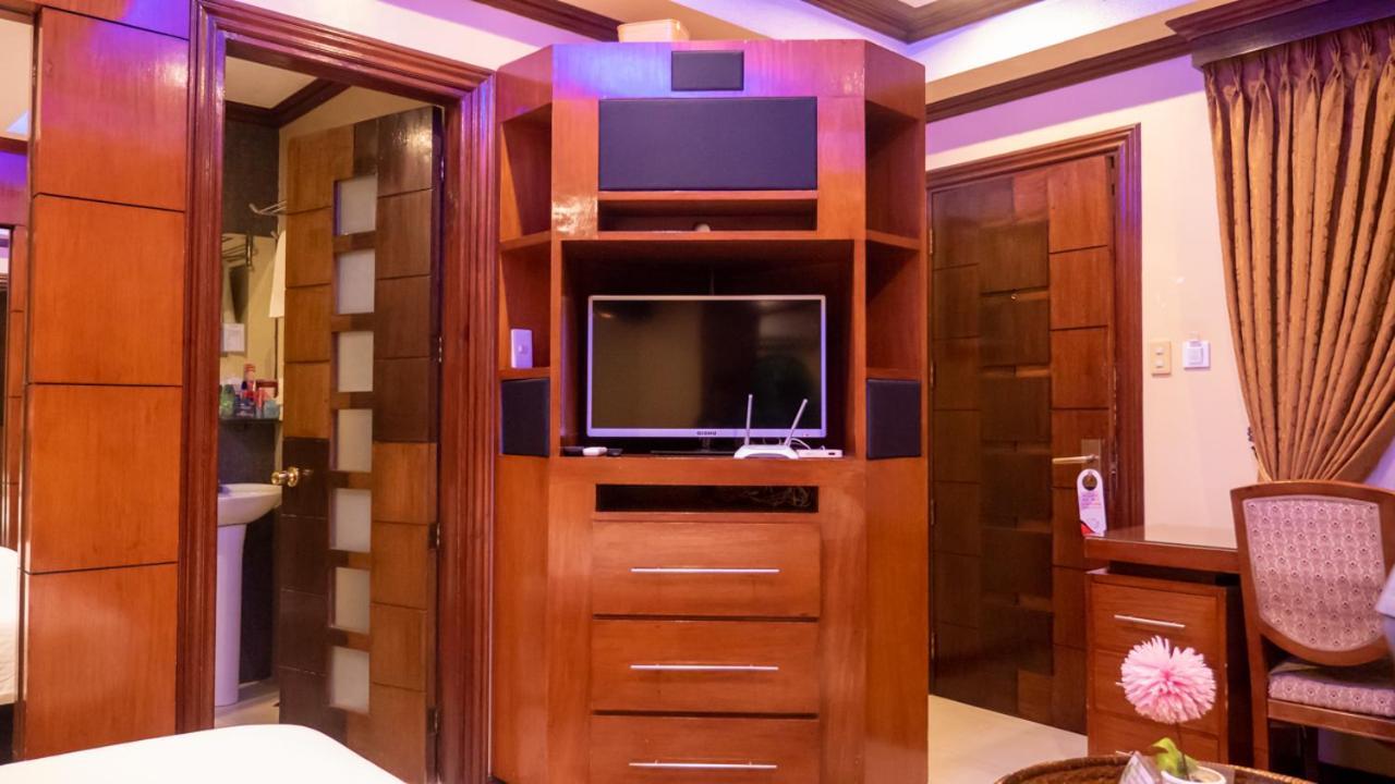 Fields Palace Hotel Angeles Ngoại thất bức ảnh