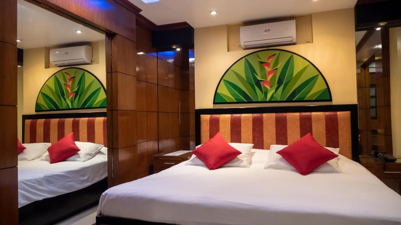 Fields Palace Hotel Angeles Ngoại thất bức ảnh