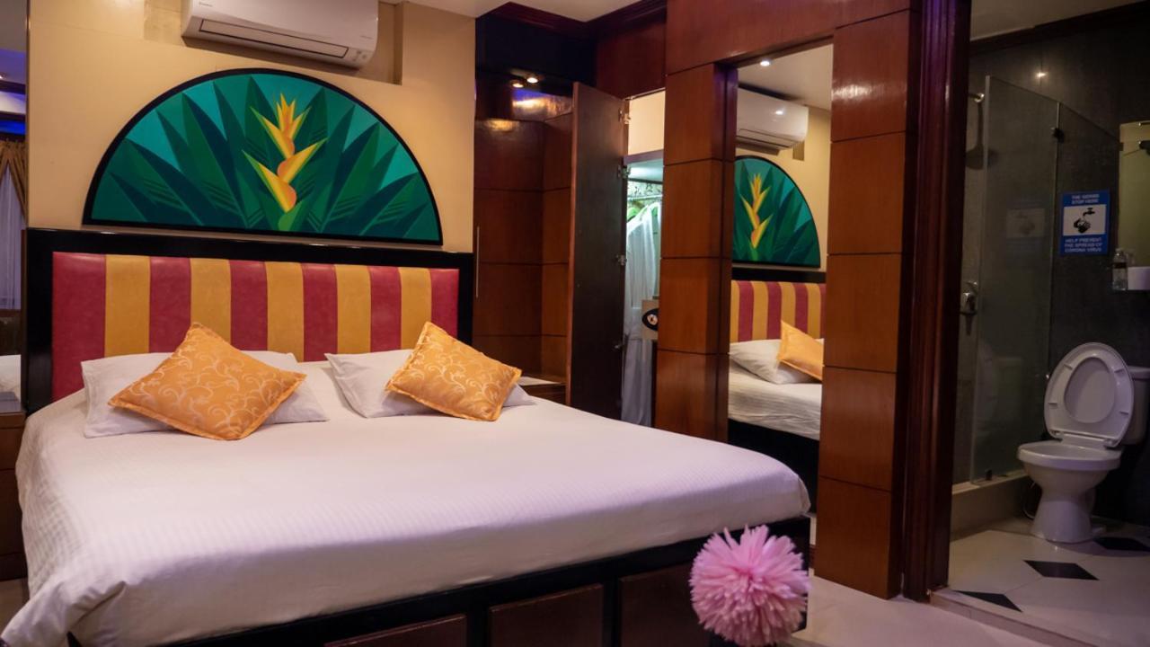 Fields Palace Hotel Angeles Ngoại thất bức ảnh