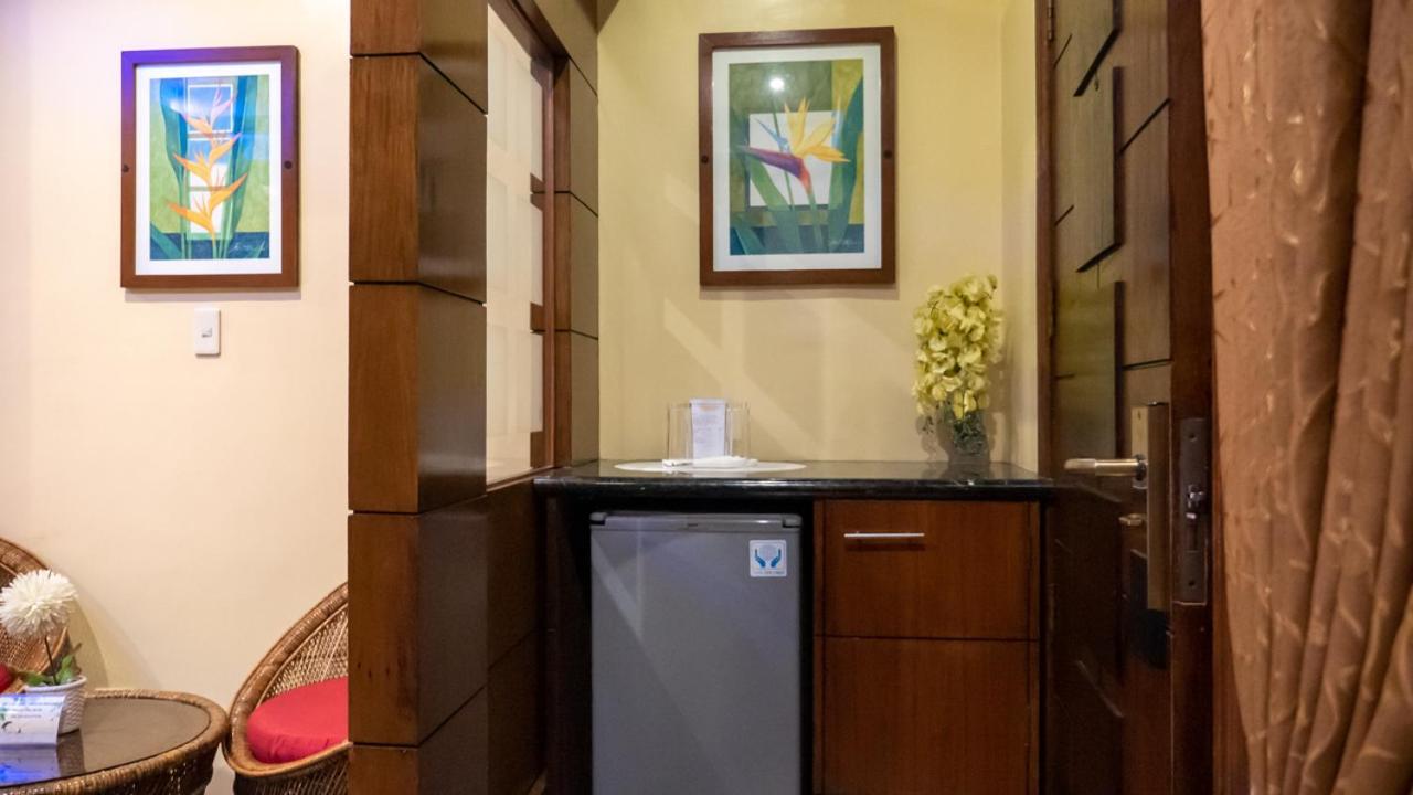 Fields Palace Hotel Angeles Ngoại thất bức ảnh
