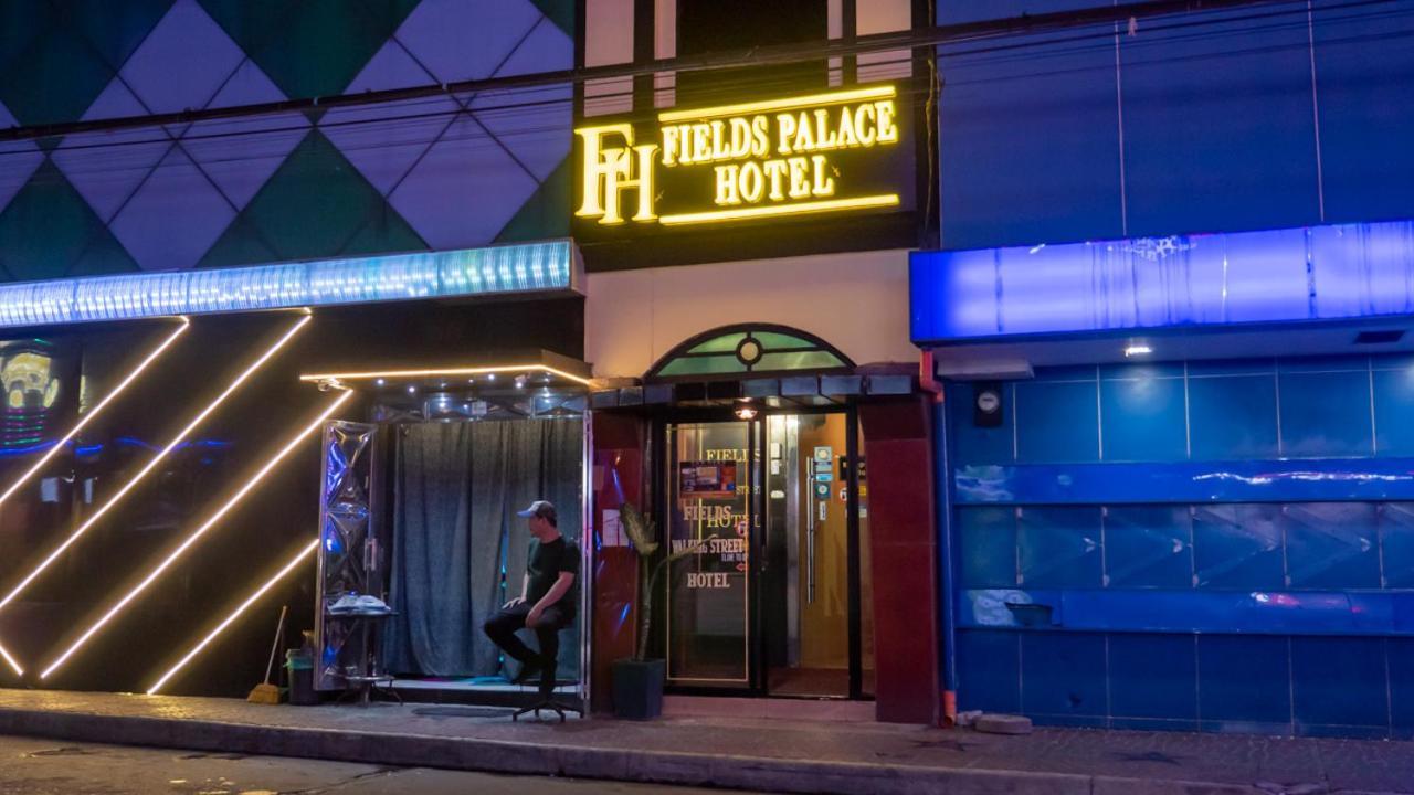 Fields Palace Hotel Angeles Ngoại thất bức ảnh