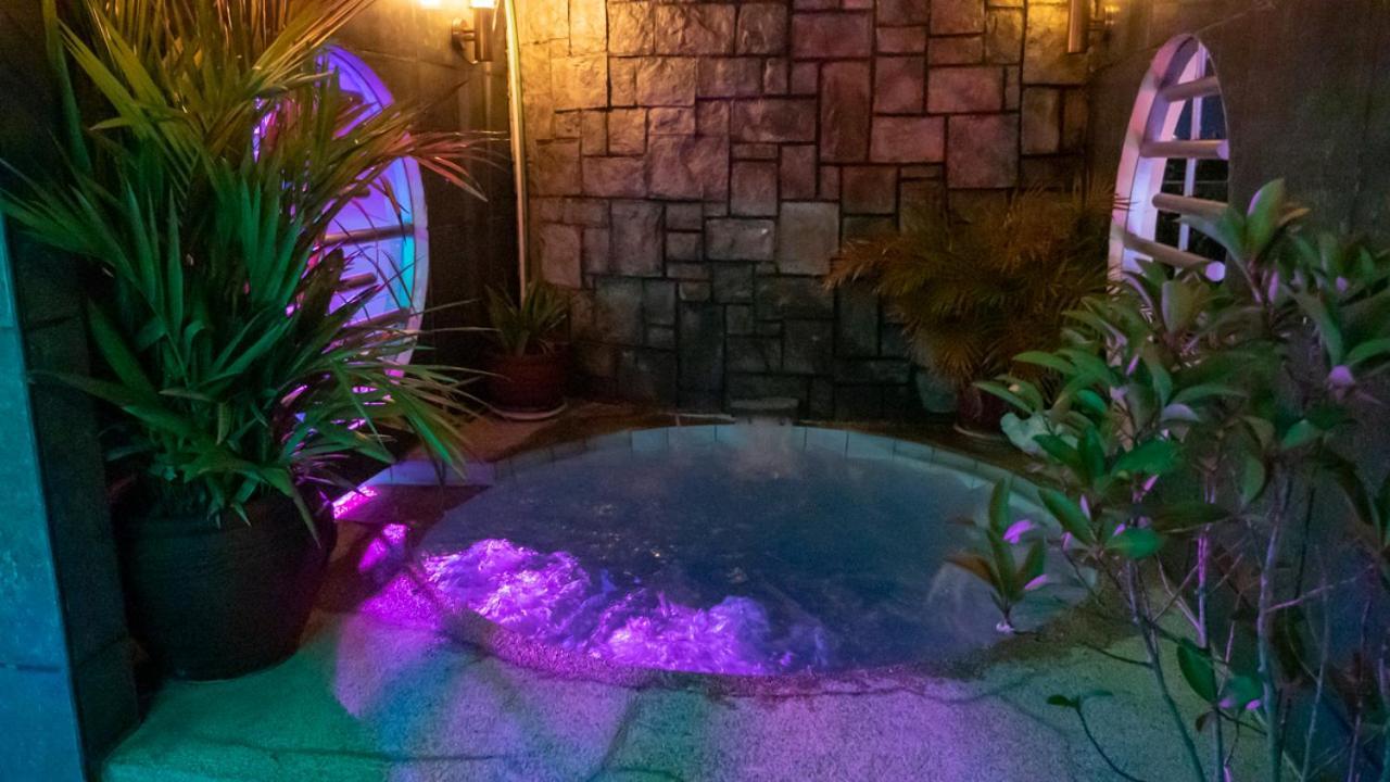 Fields Palace Hotel Angeles Ngoại thất bức ảnh